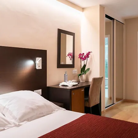 Hotel Santiago Apóstol-2