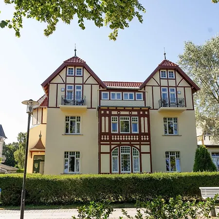 Ferienhotel Am Meer Kuehlungsborn Haus 1 Appartement 2-3