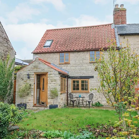 Apple Tree Cottage-2
