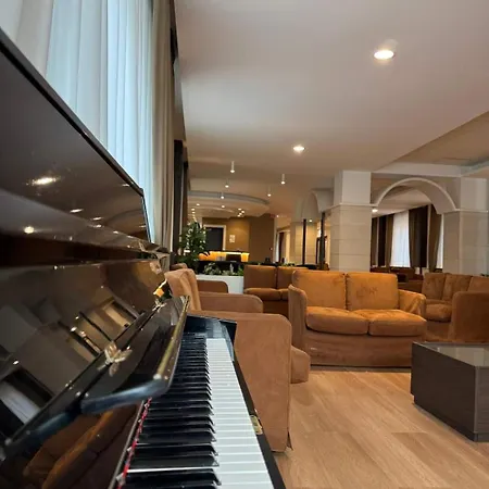 Hotel Meranda-3