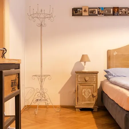 Bolzano Rooms-3
