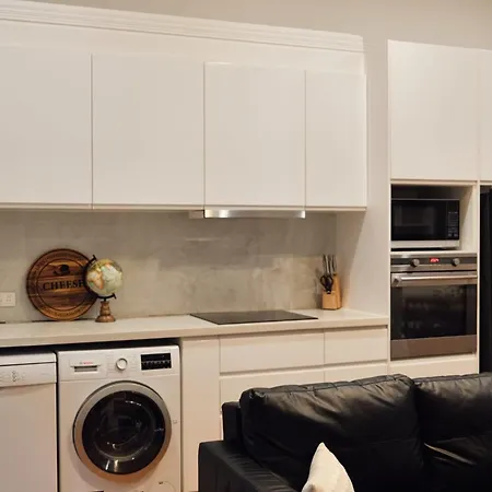 Manly Waves Studios & Apartments-3