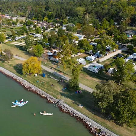 Aranypart Camping & Apartments-2