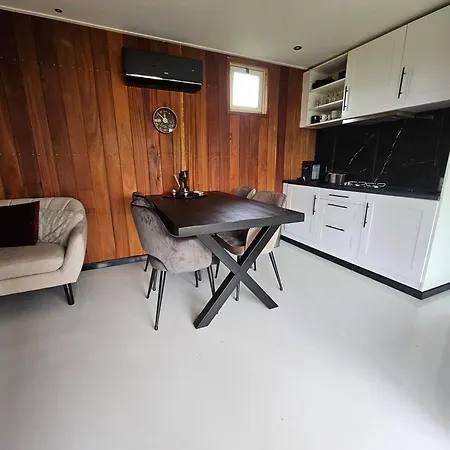 Ben's Cabine - De Hollandse Boerderij-2