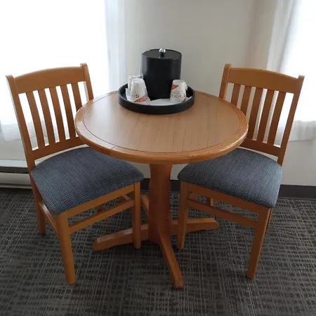 Quality Inn Downtown Inner Harbour-3