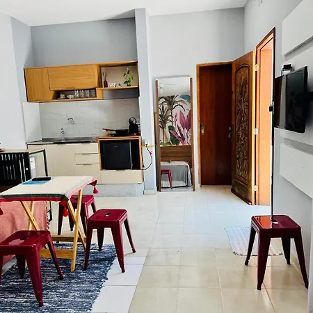 Prado Guest House-3