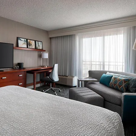 Courtyard By Marriott Denver Airport-2