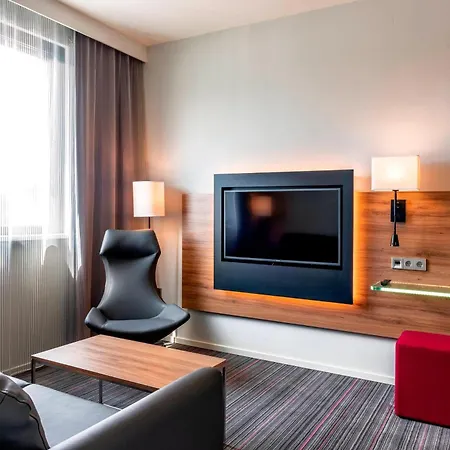 Moxy Milan Linate Airport-3