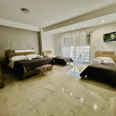 Aqua Marine B&B - Rooms And Apartments-2