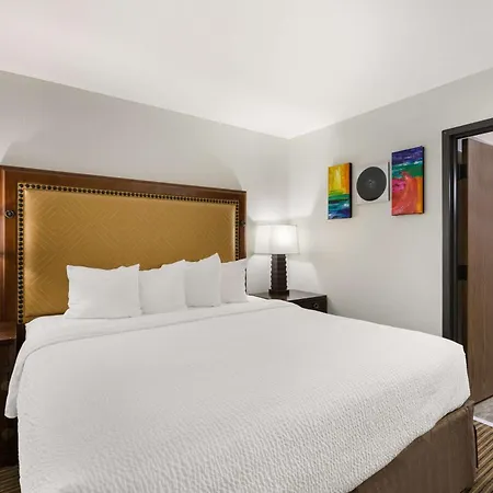 Revel Hotel Minot - Surestay Collection By Best Western-3
