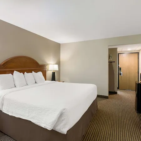 Revel Hotel Minot - Surestay Collection By Best Western-2