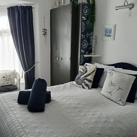 Marjune Guest House-3