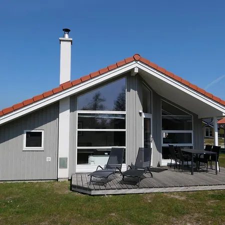 Holiday Vital Resort Ferienhaus mit Sauna, Kamin und Terrasse-3