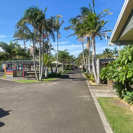 Sussex Palms Holiday Park-3
