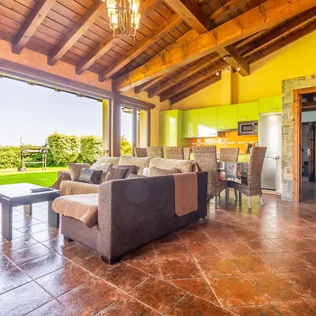 Izetaerdi - Casa con encanto y vistas únicas-3