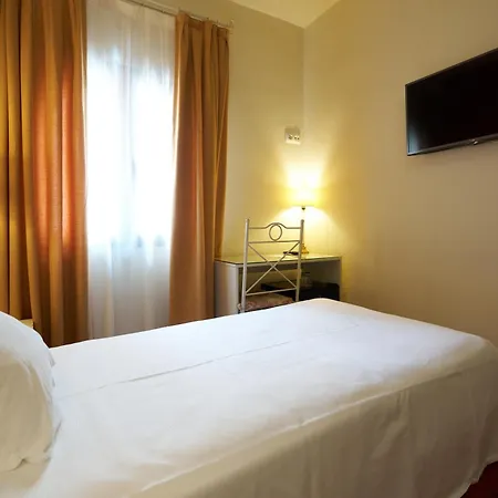 Hotel Murillo-3