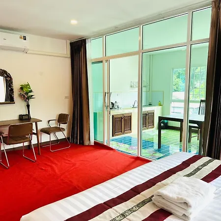Baan Khlong Mae Kha Hotel-3
