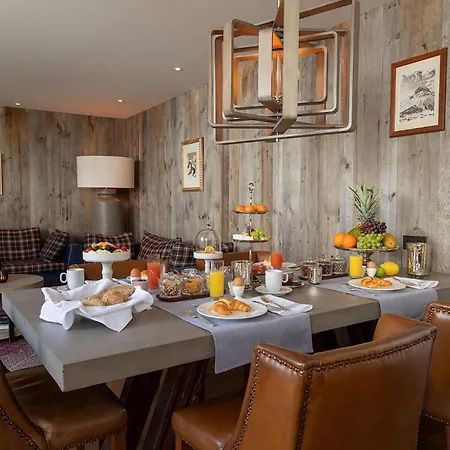 Bentleys House-3
