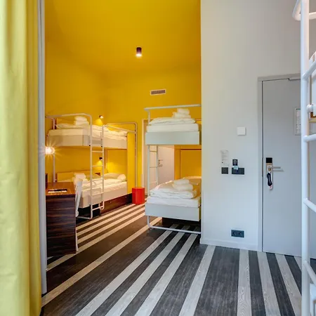 Meininger Hotel Bruxelles Gare Du Midi-3