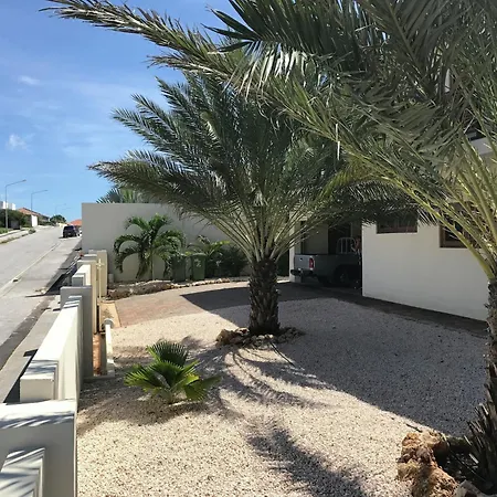 Holiday Villa Near The Beach In Luxurious Royal-3