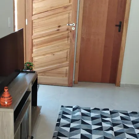 Casa ótima localização com garagem!!!!-2