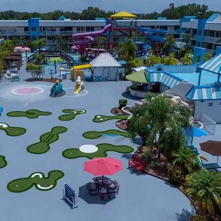 Ramada By Wyndham Flamingo Water Park-3