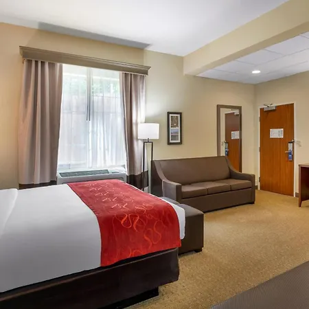 Comfort Suites Eugene University-2