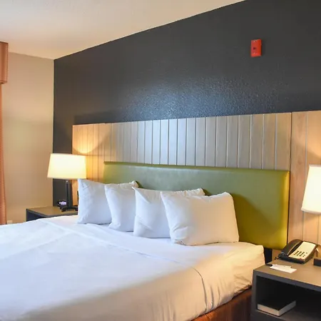 Country Inn & Suites By Radisson Bloomington-Normal West, Il-3