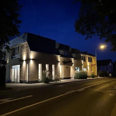 Hotel am Schlosspark-2