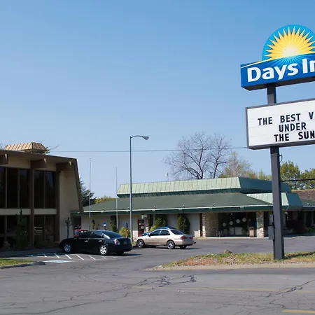 Days Inn By Wyndham Klamath Falls-3