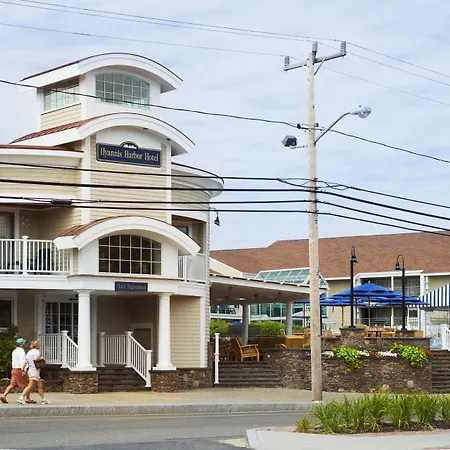 Hyannis Harbor Hotel (Adults Only)-3