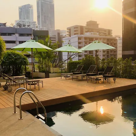 Oakwood Residence Sukhumvit 24 Bangkok-3