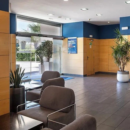 Holiday Inn Express Malaga Airport By Ihg-2