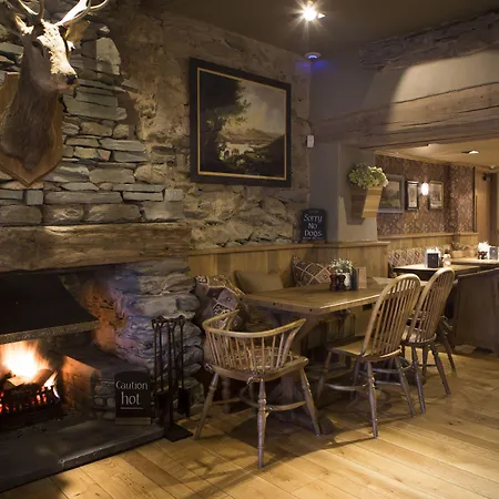 The Queen'S Head Hotel-2