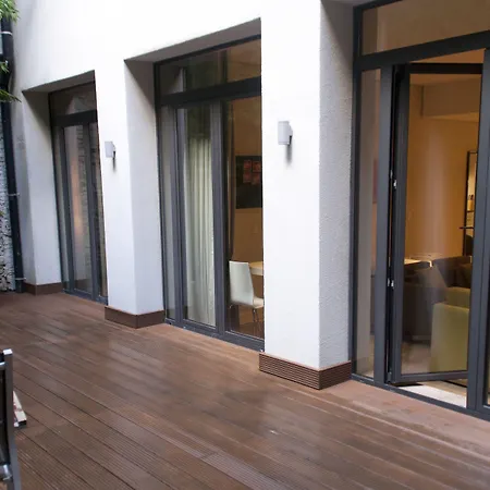 B-Aparthotel Grand Place-2