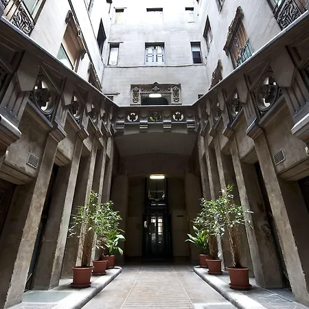 Hostal Girona-3
