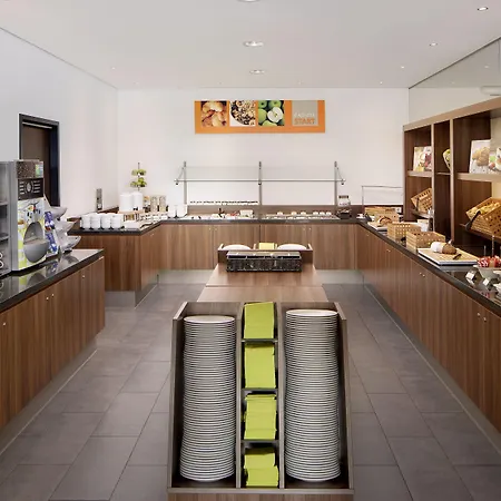Holiday Inn Express Bremen Airport By Ihg-3