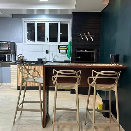 Stúdio próximo a BR 101, garagem, petfriendly-3