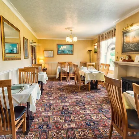 Meadowcroft Guest House-3