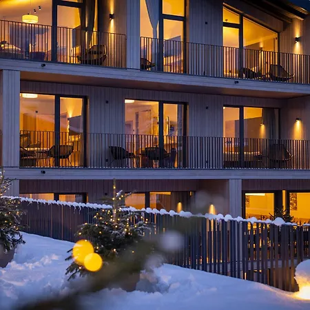 Emma Deluxe Aparthotel, Aircondition, ganzjährig beheizter Außenpool&Skibus direkt vor der Tür-2