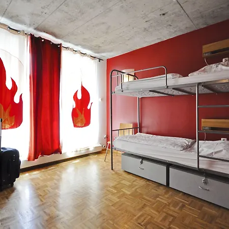 Five Elements Hostel And Capsules Frankfurt-2