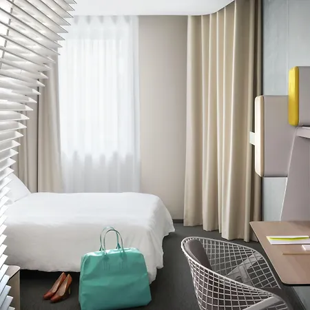 Okko Hotels Lyon Pont Lafayette-3