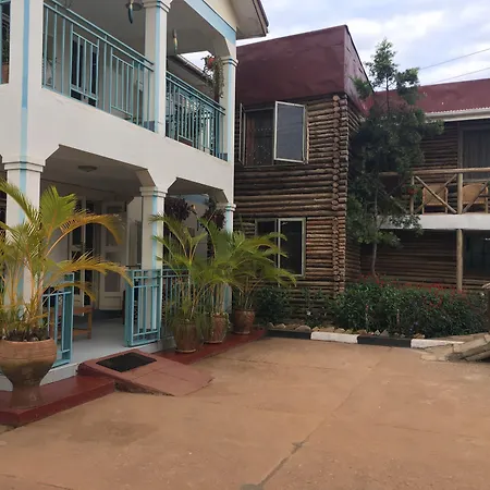 African Roots Guesthouse Entebbe-2
