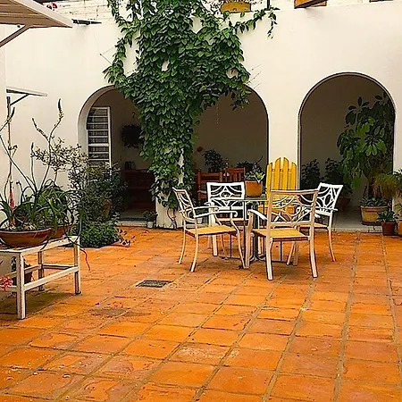 Casa Canario Hostel-2