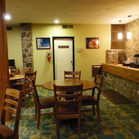 Inn At Deep Creek-3