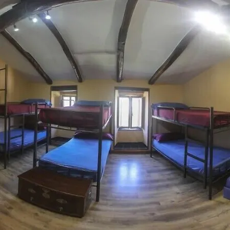 Pensión Albergue A Pedra-2