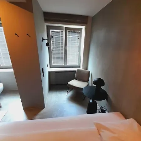 Hotel Mons Am Goetheplatz-3