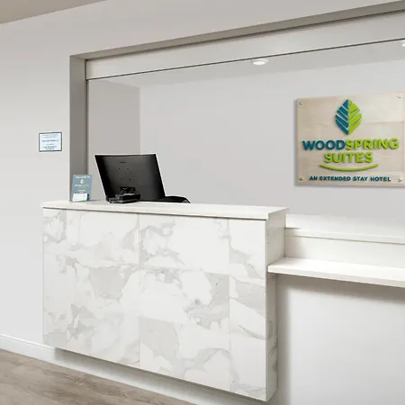 Woodspring Suites Seattle Tukwila-2