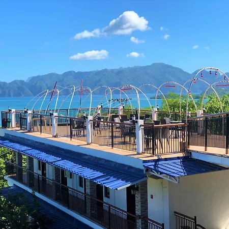Skylodge Resort-3