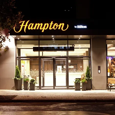 Hampton By Hilton Berlin City East Side Gallery-3